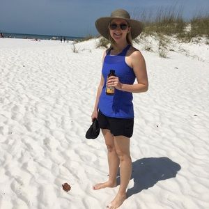 Meet your Posher, Jennifer